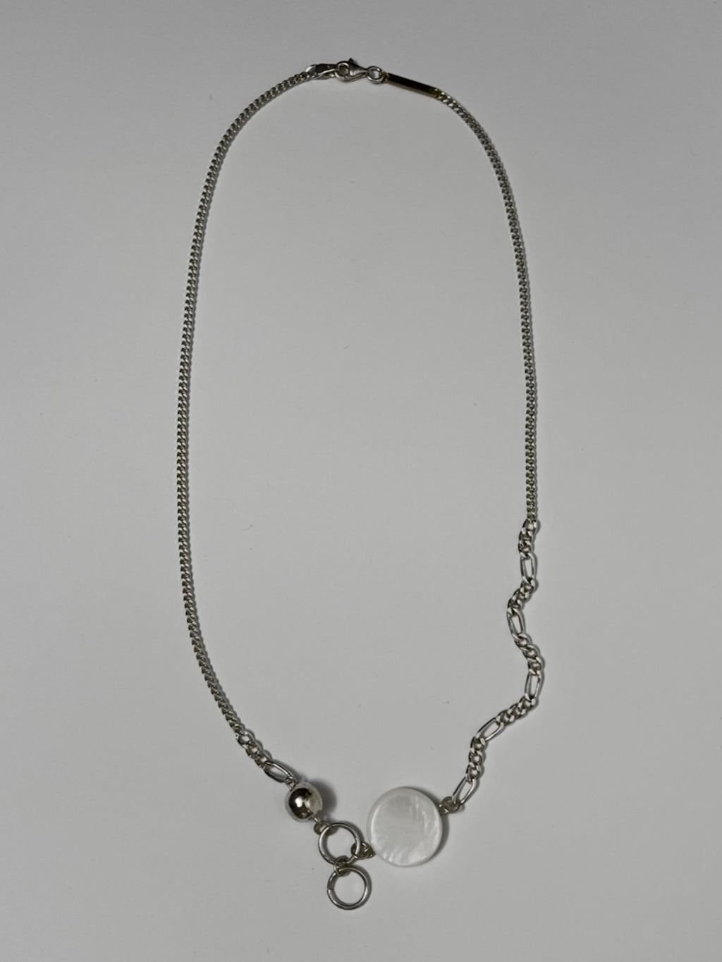 The whitemoon necklace